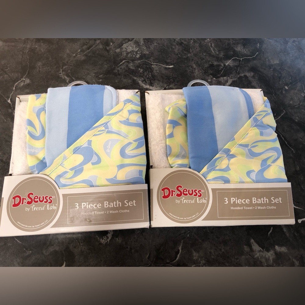 Trend lab Dr Seuss baby towel and wash cloths sets